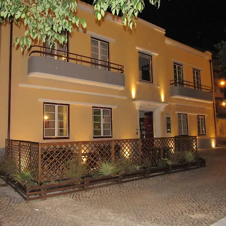 Art Boutique Hostal Leiria