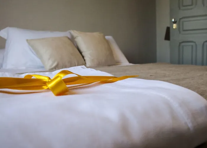 Art Boutique بيت شباب *