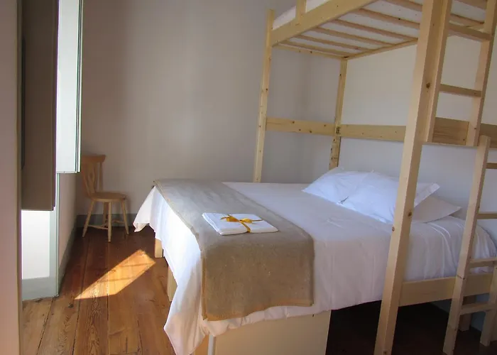 Art Boutique ليريا