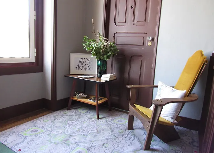 Art Boutique بيت شباب ليريا