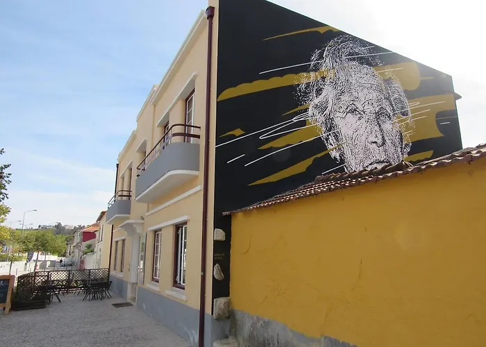 Art Boutique Hostel *